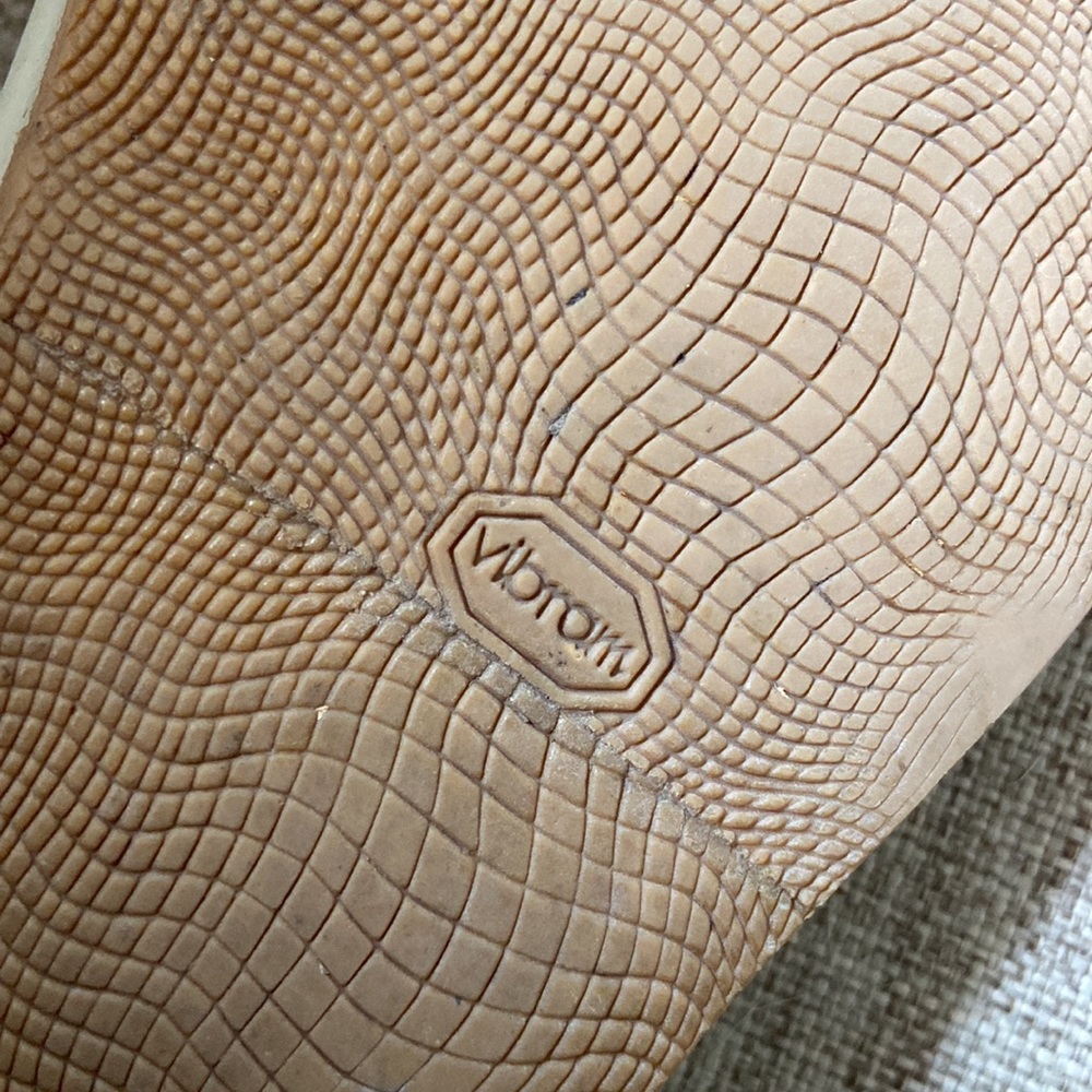 Common Projects - Picture 4 of 4